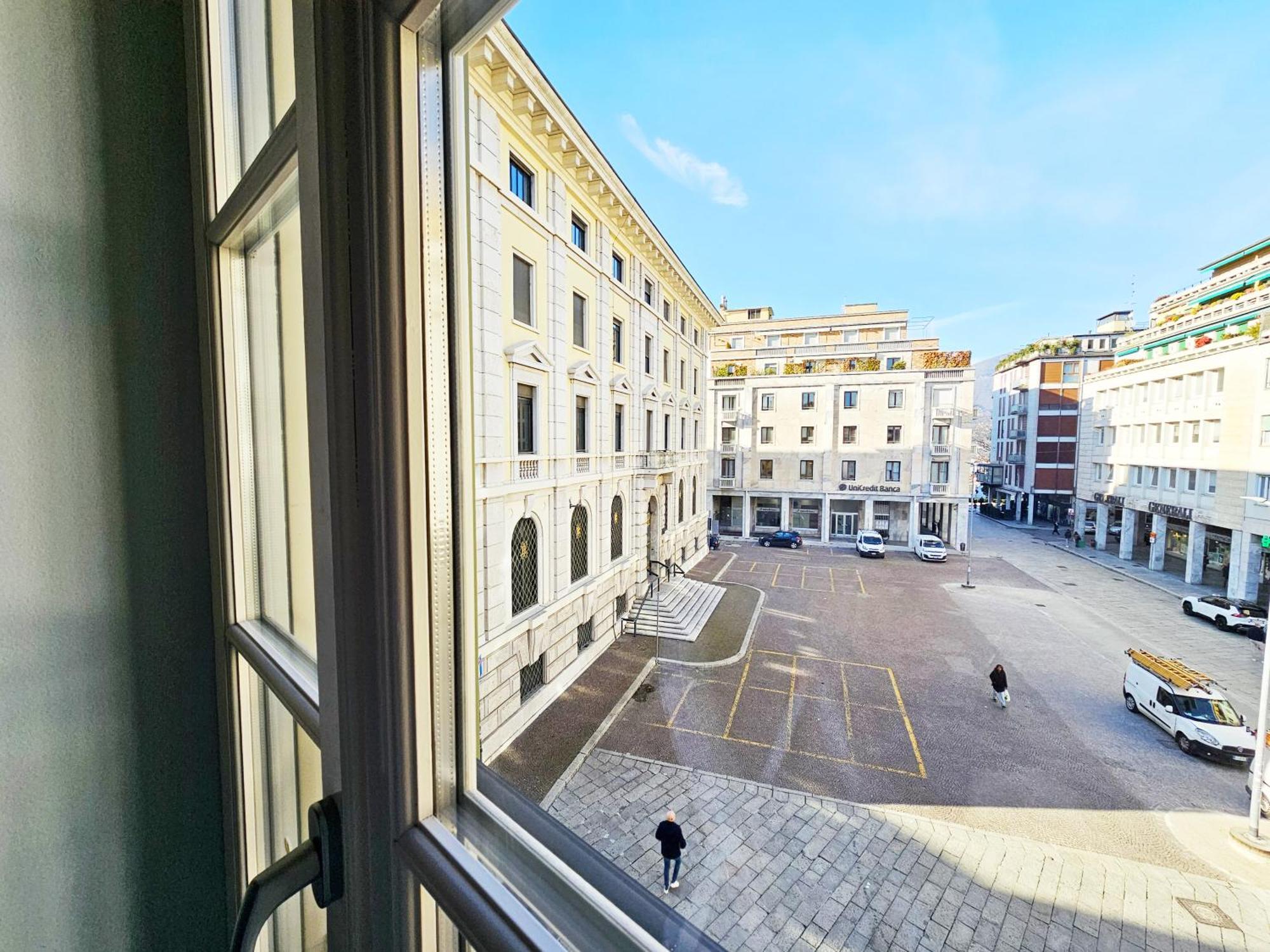 Plaza Deluxe Modern Center House - View Como Lake - Top Privacy 外观 照片